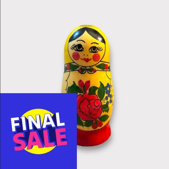 🌹 {FINAL SALE} Genuine Russian Nesting Doll - Picture 1 of 7